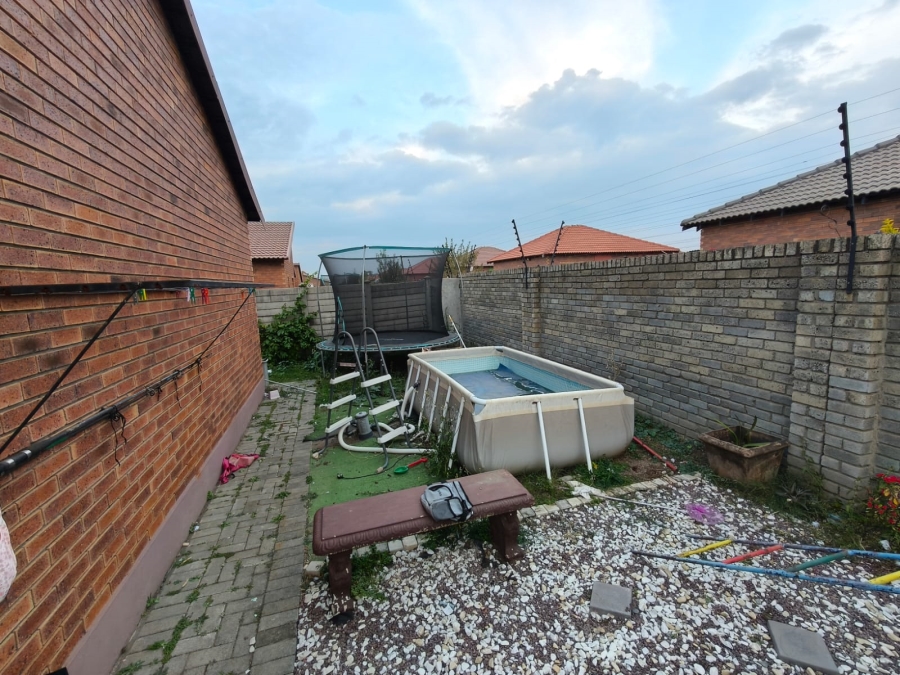 3 Bedroom Property for Sale in Waterval East North West